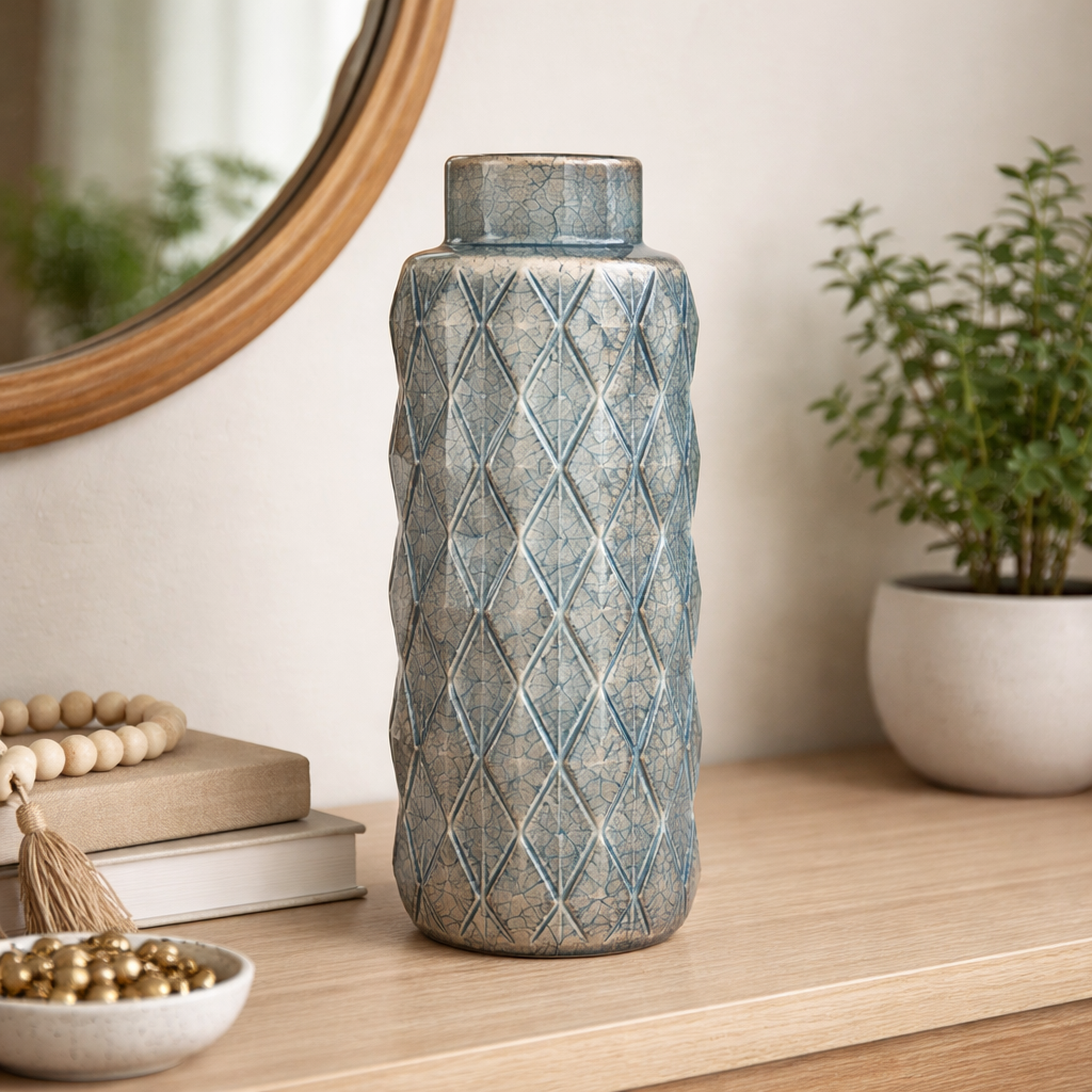 Textured Diamond-Pattern Vase