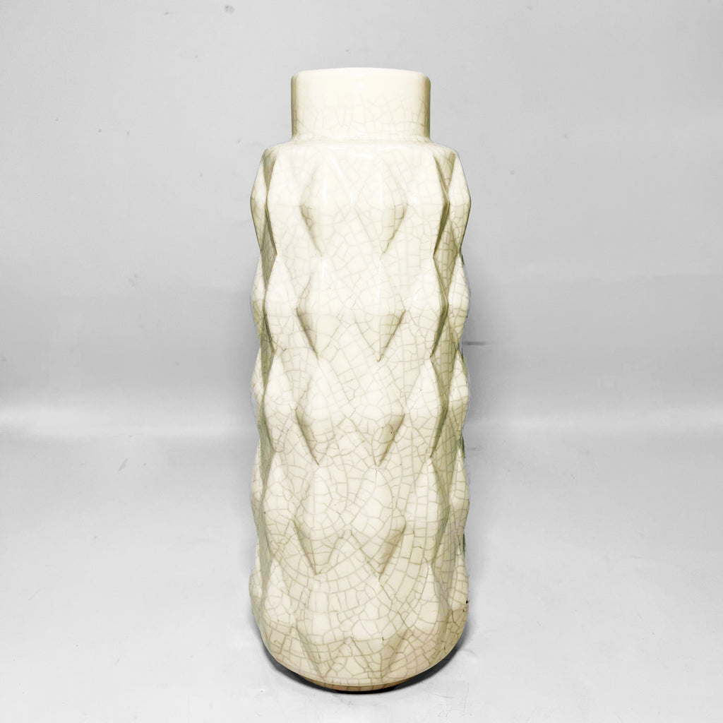 Textured Diamond-Pattern Vase