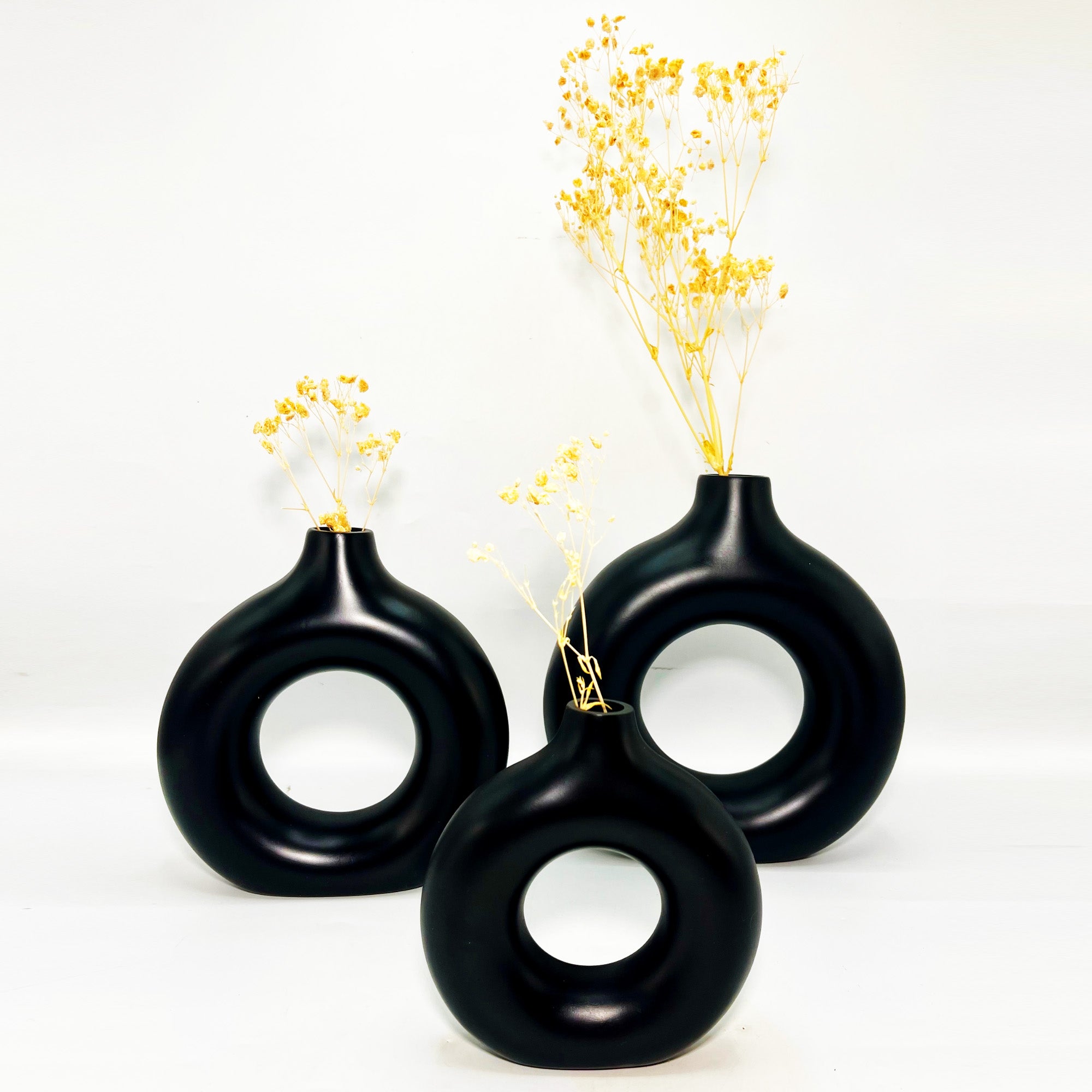 Modern Black Donut Vase