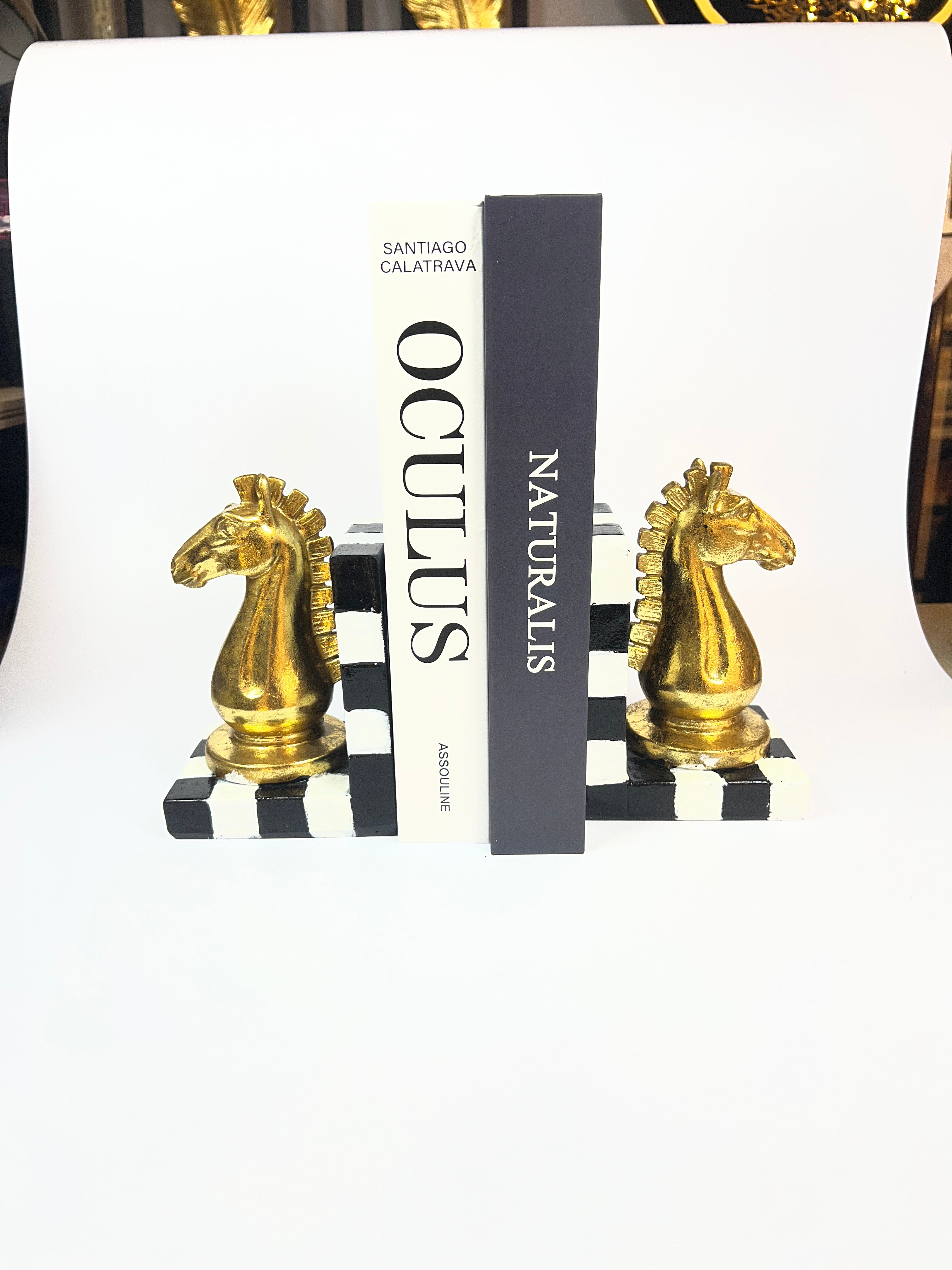 Gilded Knight Chess Piece Bookends - Decorative Fiber Set