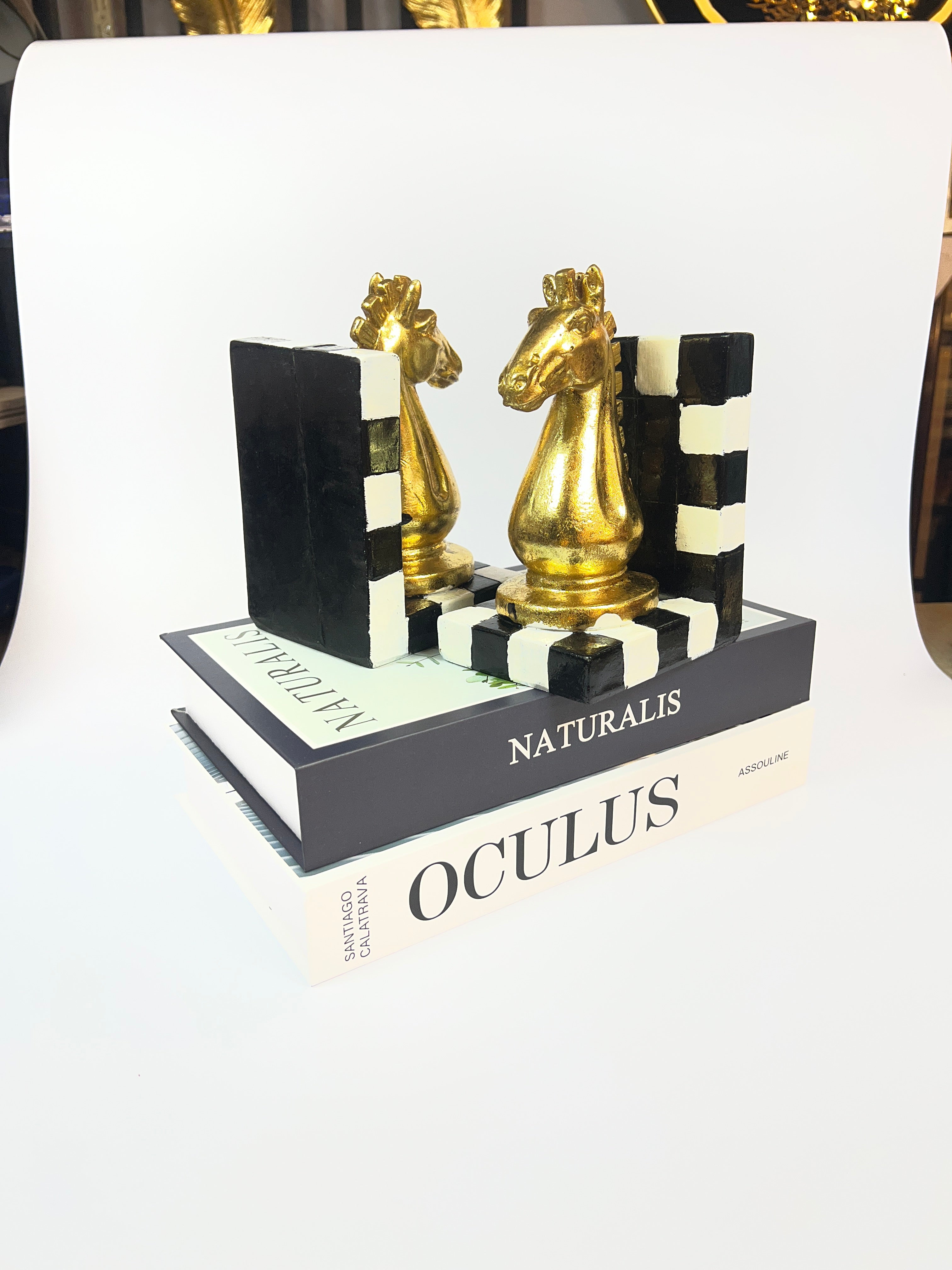 Gilded Knight Chess Piece Bookends - Decorative Fiber Set